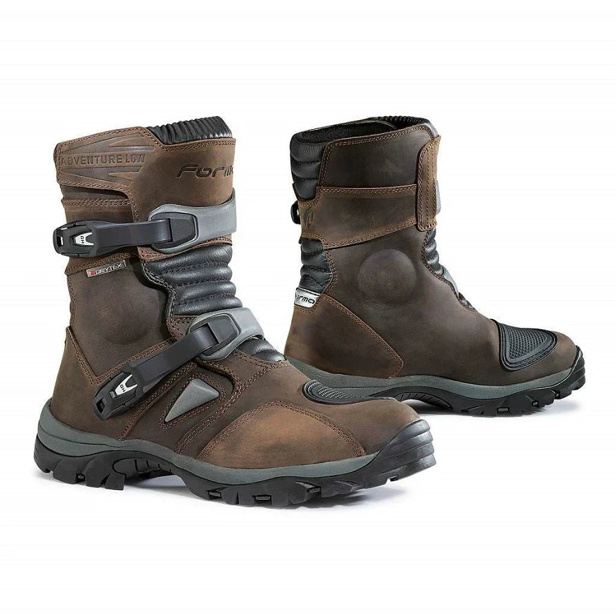 Forma Adventure Low Brown Boots - Display