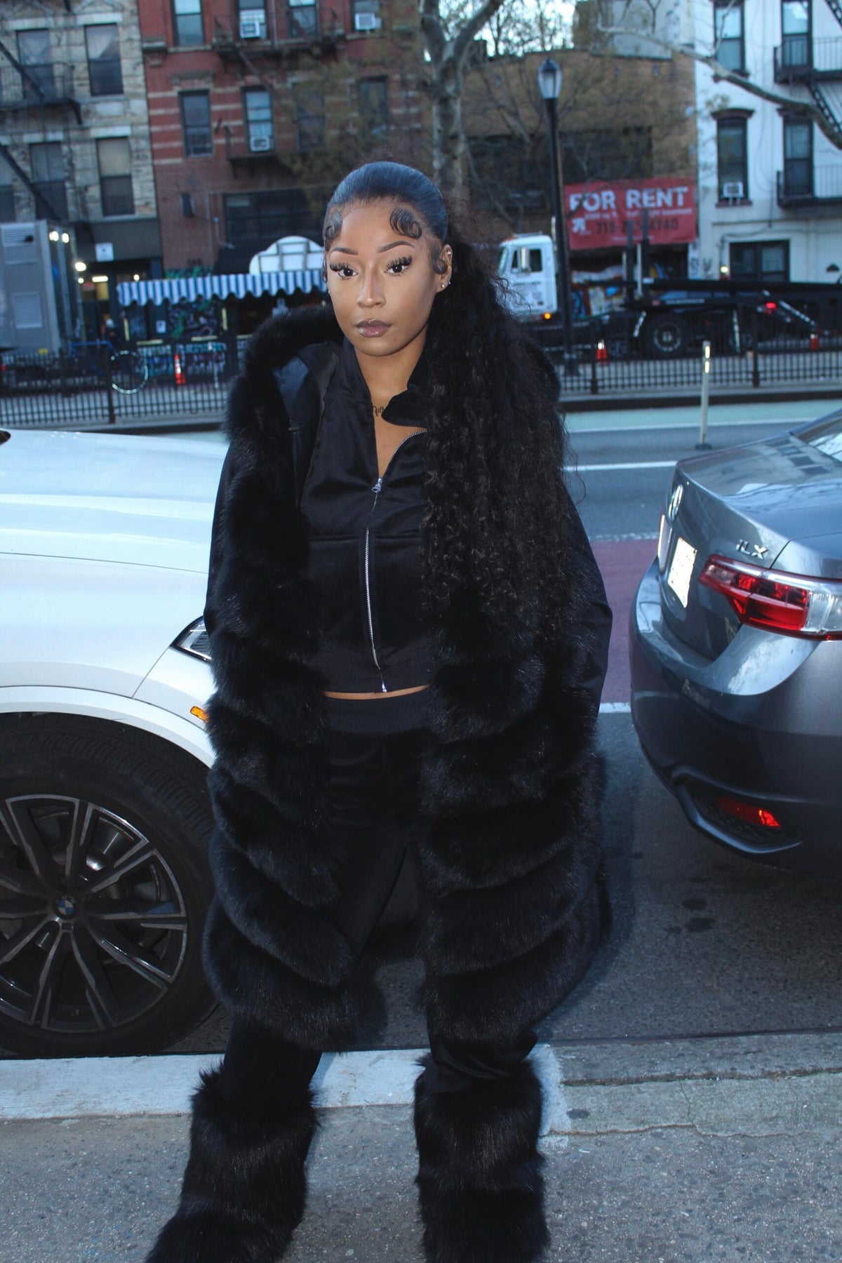 3/4 Fox Vest with Hood