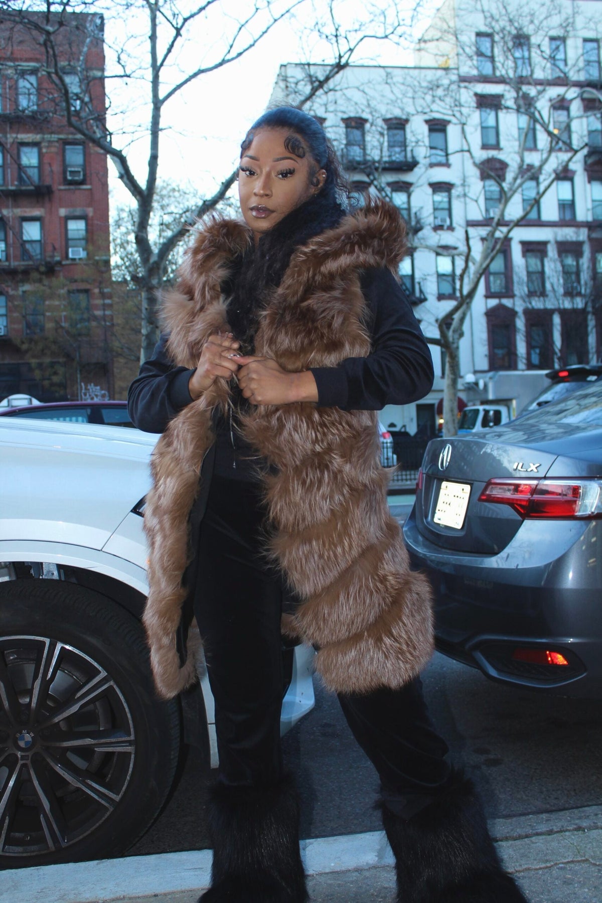 3/4 Fox Vest with Hood