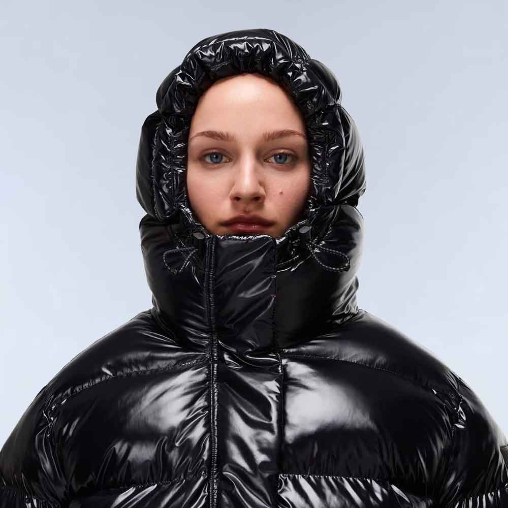 Womens Shiny Puffer Jacket in Black