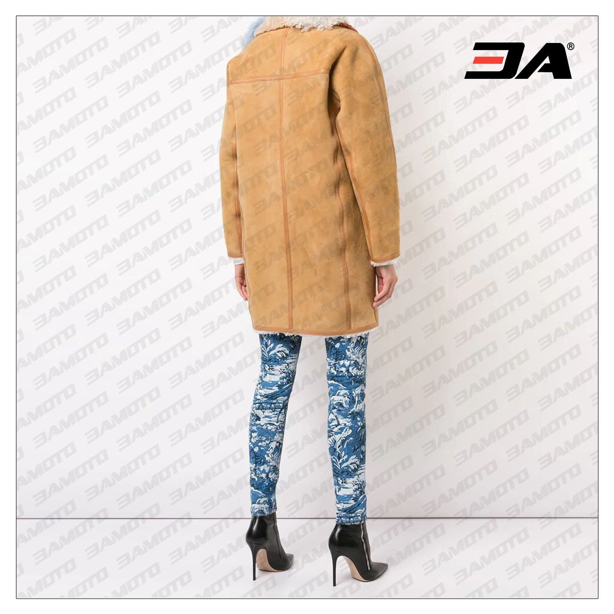 Contrast Collar Shearling Fur Coat